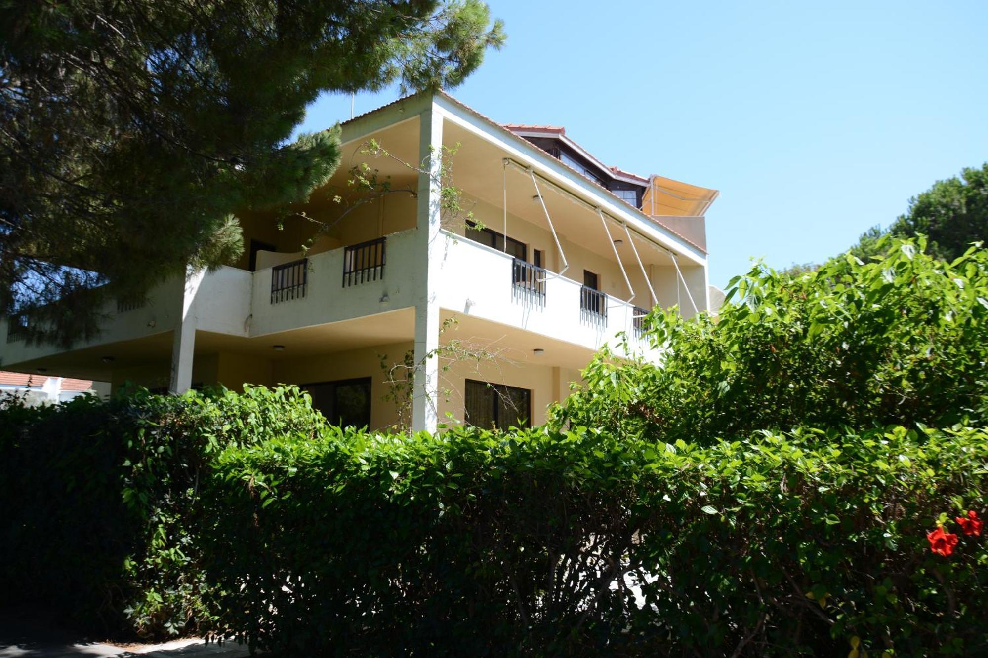 Niki Hotel Apartments Ialysos  Zimmer foto